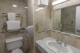 hotel-st-pierre-bedrooms-53-83901.jpg